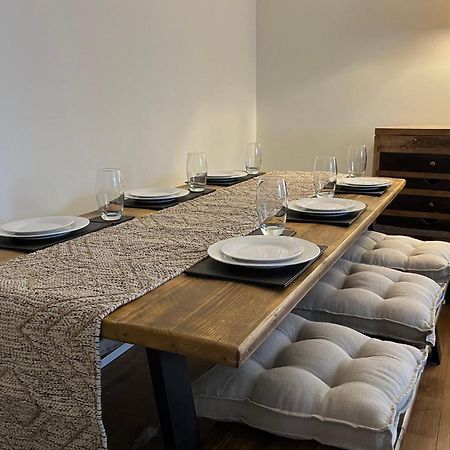 Stunning Beverley Bungalow W Fireplace, Private Parking, And Garden מראה חיצוני תמונה