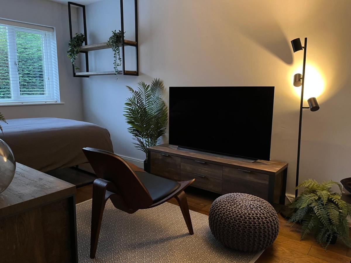 Stunning Beverley Bungalow W Fireplace, Private Parking, And Garden מראה חיצוני תמונה